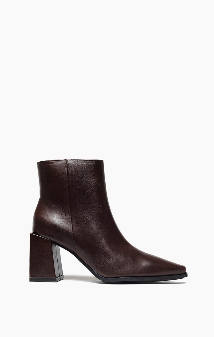 Bota Lucid