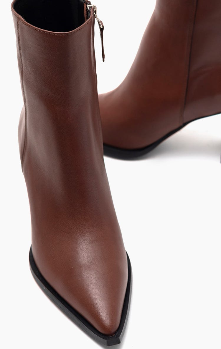 Bota Tremoille